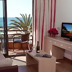 Almirall Apartmán